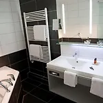 Quellenhof Hotel 3*