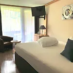 Quellenhof Hotel 3*