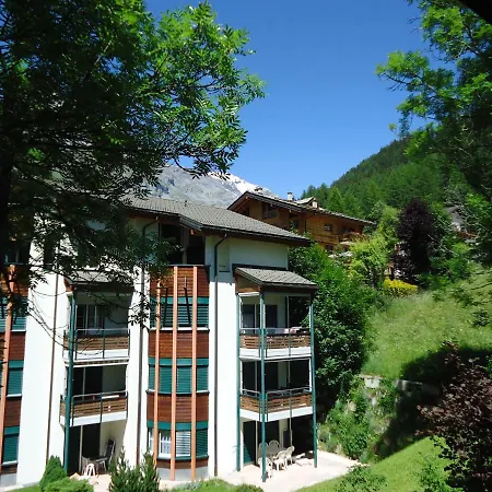 Quellenhof Szálloda Leukerbad