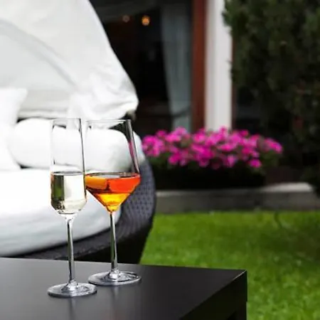 호텔 Quellenhof 3*