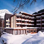 Quellenhof Hotel 3*