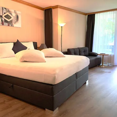 Quellenhof 3* Лейкербад